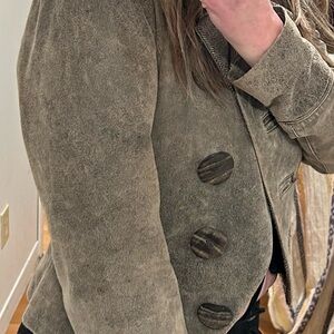 Rare DANIER Leather “chamois” color,, Military Style-UNIQUE BIG WOODEN BUTTONS💋